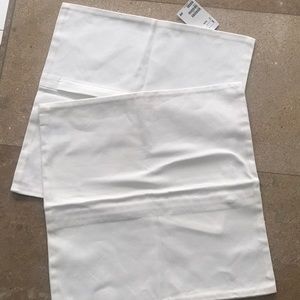 2/16 x 16 decorative pillow covers/white